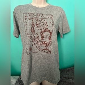 Vietnamese shirt sz small
